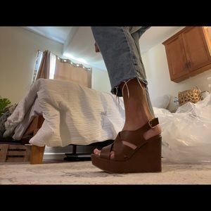Brown wedges